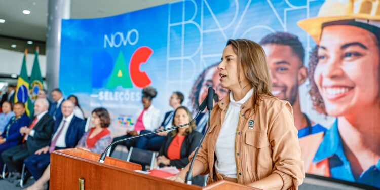 Governadora Raquel Lyra celebra 478 empreendimentos garantidos pelo Novo PAC Seleções em Pernambuco