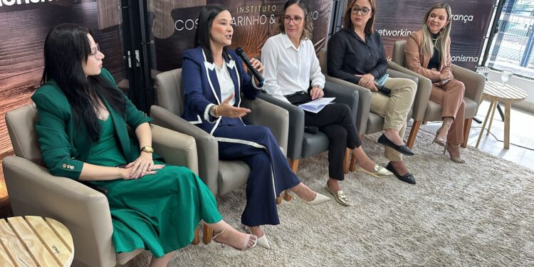 Empoderamento feminino na área jurídica reúne advogadas e advogados no Instituto CME