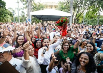 Mães de Pernambuco: governadora Raquel Lyra lança programa que vai dar auxílio mensal de R$ 300 a 100 mil mulheres em situação de vulnerabilidade social