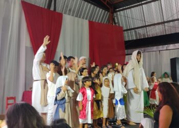 Estudantes do Exato Prime participam de encenação tendo como tema “A Páscoa”