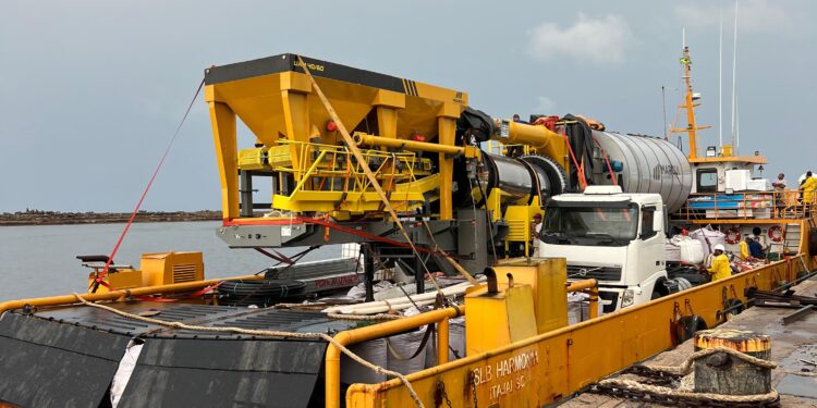 Obra do Governo de Pernambuco em aeroporto de Noronha entra em nova fase