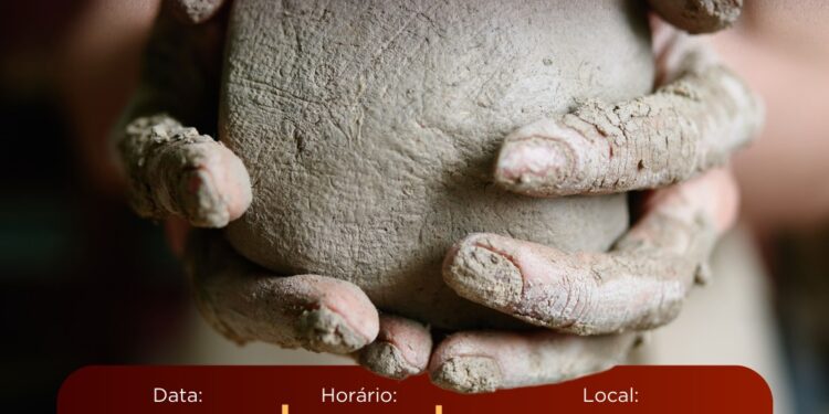 Casa da Mulher Artesã recebe oficina de barro dedicada ao público da terceira idade