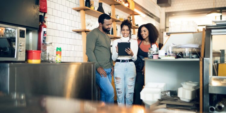 Sebrae promove palestra sobre educação financeira e crédito consciente