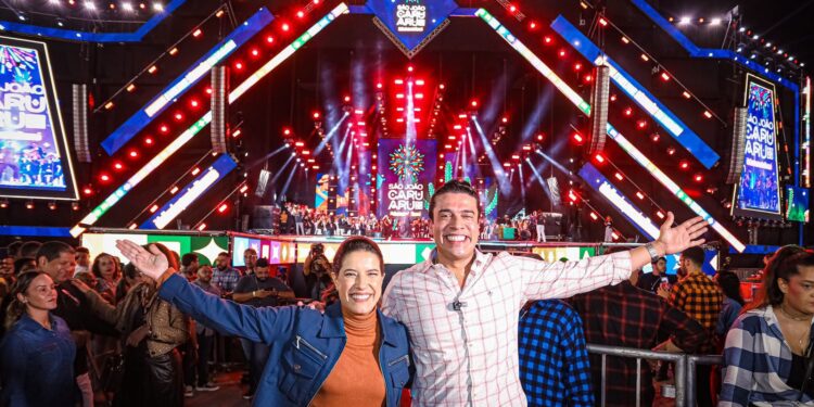 Na noite de abertura do São João de Caruaru, governadora Raquel Lyra anuncia redução de 12% nos homicídios em Pernambuco