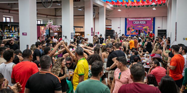 Casa Rosa é parada obrigatória do primeiro final de semana do São João de Caruaru