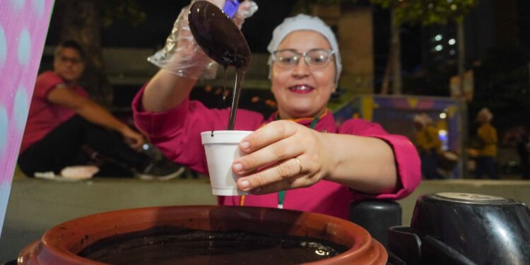 Gastronomia é atrativo na Estação Ferroviária durante o São João de Caruaru