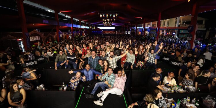 Advocacia de todo o Estado prestigia o Forró da OAB Caruaru