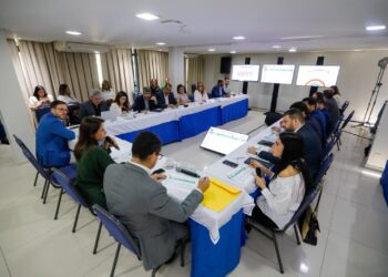 Governadora Raquel Lyra comanda reunião de acompanhamento dos projetos estratégicos do Governo de Pernambuco