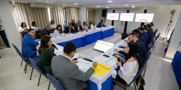 Governadora Raquel Lyra comanda reunião de acompanhamento dos projetos estratégicos do Governo de Pernambuco