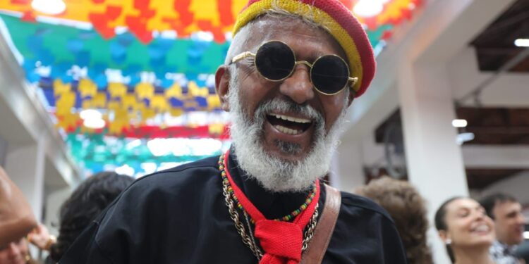 Casa Rosa celebra o Dia de São João com muito forró