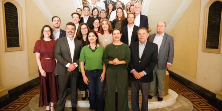 Governo de Pernambuco firma parceria com o Movimento Brasil Competitivo para melhorar o serviço público estadual