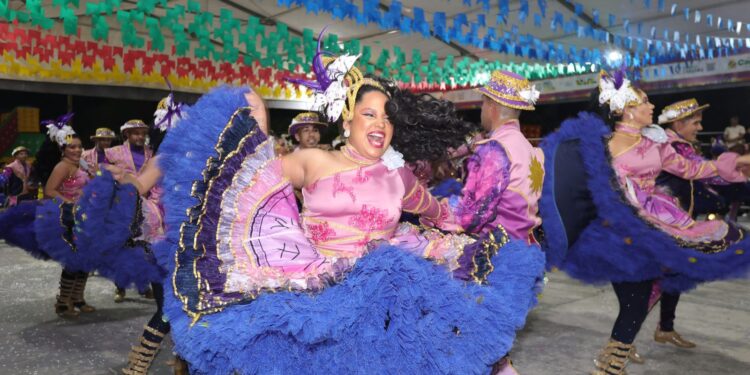 Final do XXVI Festival de Quadrilhas Estilizadas marca o último dia do São João de Caruaru