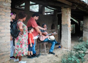 Videoclipe reúne 31 artistas de Bezerros em música que homenageia a cidade