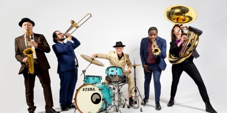 Nation Beat traz a Pernambuco a nova turnê “Archaic Humans”