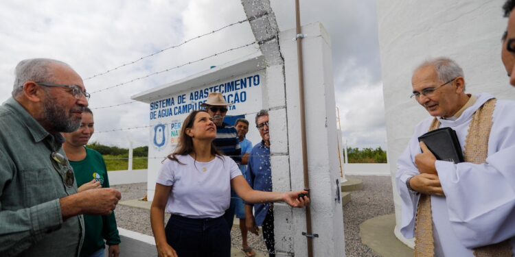Governo de Pernambuco amplia o abastecimento de água na zona rural de Pesqueira e Arcoverde
