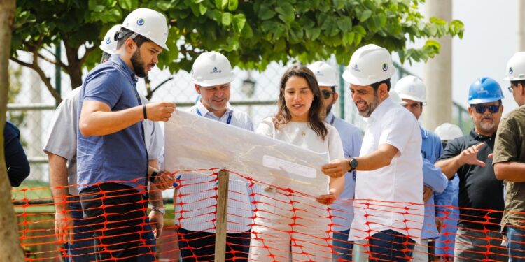 Governadora Raquel Lyra visita obra da Adutora do Agreste que vai aumentar oferta de água em Caruaru, Bezerros e Gravatá