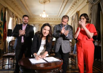 Governo de Pernambuco vai transformar antigo prédio do INSS no centro do Recife em habitacional para 120 famílias