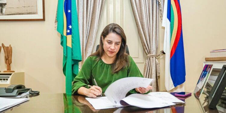 Morar Bem PE: governadora Raquel Lyra envia projetos de lei à Alepe para viabilizar a doação de cinco terrenos do Estado para a construção de habitacionais