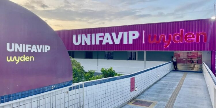 UniFavip Wyden promove ‘Feira das Profissões’ com inscrições gratuitas