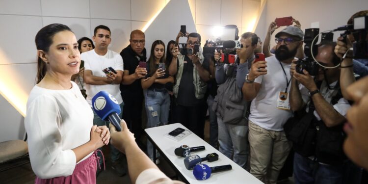 Governadora Raquel Lyra anuncia que irá reunir os prefeitos eleitos para fortalecer parcerias