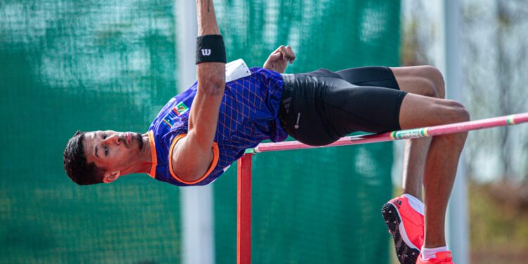 Atletas da Asces-Unita representam Caruaru nos Jogos Universitários Brasileiros 2024