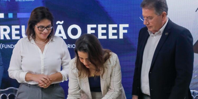 Governadora Raquel Lyra anuncia fim da cobrança do Fundo Estadual de Equilíbrio Fiscal (FEEF)