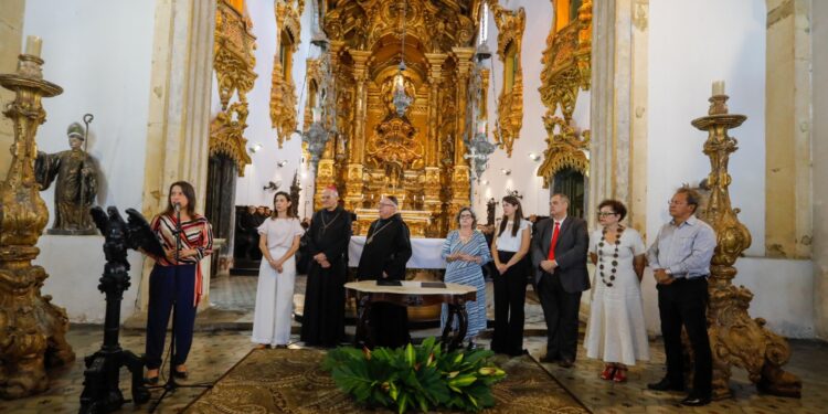 Com investimento de mais de R$ 15 milhões, governadora Raquel Lyra anuncia restauração do Mosteiro de São Bento, em Olinda