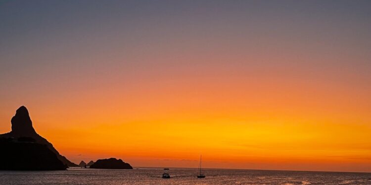 Noronha Verde: arquipélago inicia projeto de descarbonização, prioritário para o Governo de Pernambuco