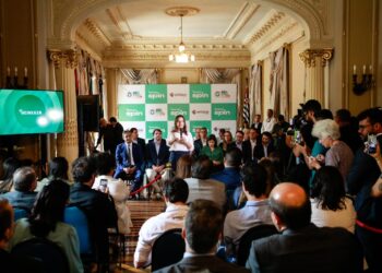 Governadora Raquel Lyra celebra investimento sustentável no Estado com instalação de centro de reciclagem do Grupo Heineken