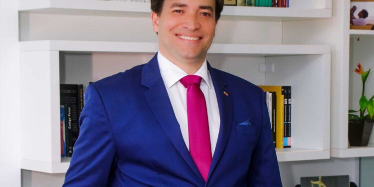 Hospital Mestre Vitalino divulga programação do Novembro Azul