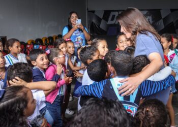 Pernambuco recebe o Selo Ouro do Compromisso Nacional com a Alfabetização, do Ministério da Educação