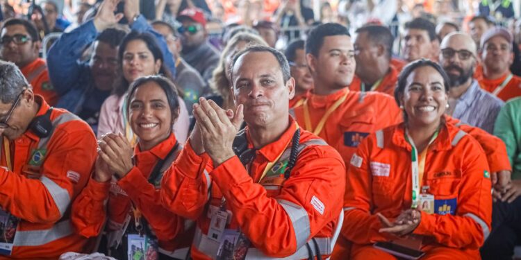 Governadora Raquel Lyra celebra pacote de editais da Petrobras para construção do Trem 2 da Refinaria Abreu e Lima