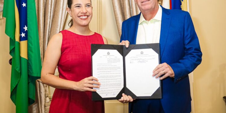 Governadora Raquel Lyra sanciona a LOA de 2025 com orçamento total de R$ 56,6 bilhões