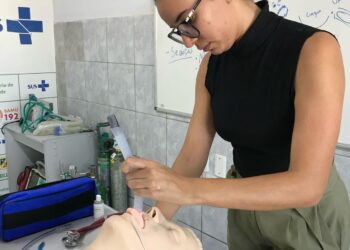HRA: residências de enfermagem recebem certificação do MEC