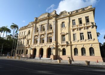 Governo antecipa repasse de ICMS e do Programa Estadual de Transporte Escolar aos municípios