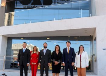 Nesta quarta-feira (01) foram empossados os seis novos diretores e os 57 conselheiros da OAB Caruaru