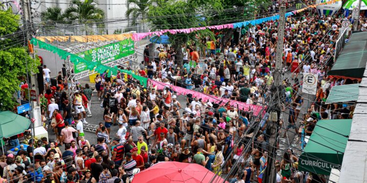 Blocos de Carnaval de Caruaru têm até 1º de fevereiro para solicitar apoio da Fundação de Cultura para realização do evento