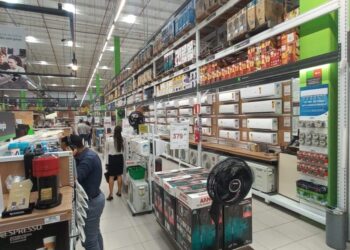 Aumento na temperatura devido ao verão movimenta procura por ar-condicionado e ventilador