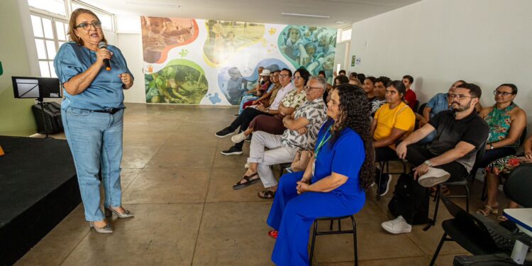 60 Arte-Educadores da Rede Municipal participam de Jornada Pedagógica em Caruaru