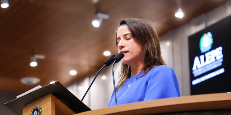 Governadora Raquel Lyra reforça parceria com a Alepe durante abertura dos trabalhos legislativos
