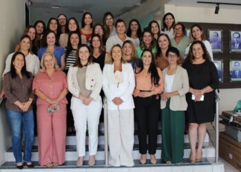 Primeira reunião anual da Acic Mulher contou com a presença da vice-prefeita de Caruaru