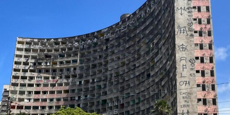 Novo leilão do Edifício Holiday ocorre nesta quinta (20)