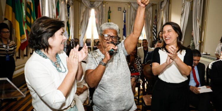 Morar Bem Pernambuco: governadora Raquel Lyra assina ordem de serviço para construção do Conjunto Habitacional Frei Caneca