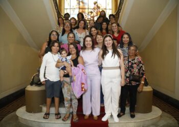 No Dia Internacional da Mulher, governadora Raquel Lyra anuncia distribuição de veículos para reforçar política para as mulheres nos municípios