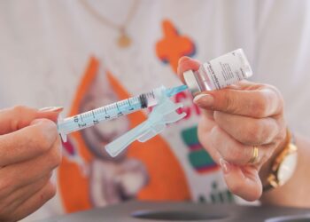 Prefeitura de Caruaru amplia vacinação contra HPV para adolescentes de 9 a 19 anos