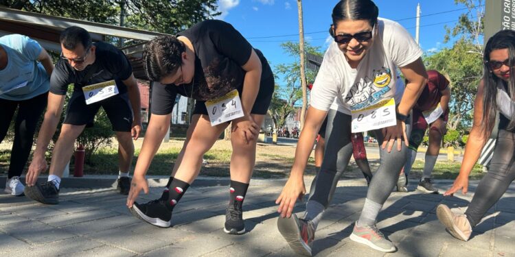 Uniasselvi promove corrida solidária em Caruaru e beneficia 80 famílias com doações