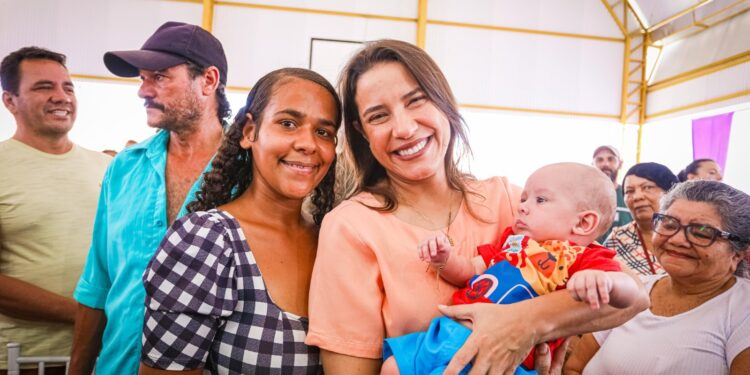 Governadora em exercício Priscila Krause destaca potencial da fruticultura irrigada de Pernambuco durante a Fruit Attraction no Brasil