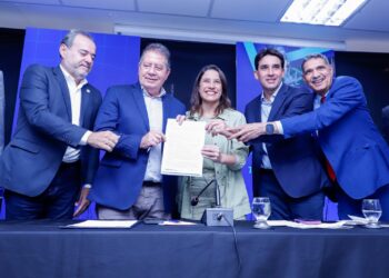 Governadora Raquel Lyra destaca avanços na infraestrutura de Pernambuco durante evento da Fiepe