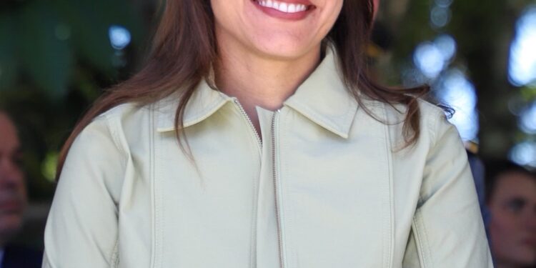 Governadora Raquel Lyra embarca para missão internacional em Nova York com foco na captação de investimentos e parcerias estratégicas