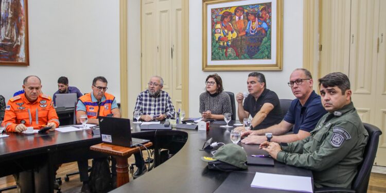 Em novo encontro com prefeitos, Governo de Pernambuco faz acompanhamento de ações em cidades que podem ser afetadas pelas chuvas